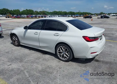 2025 BMW 3 Series 330I z USA, uszkodzony, nr VIN 3MW69CW06S8F08200